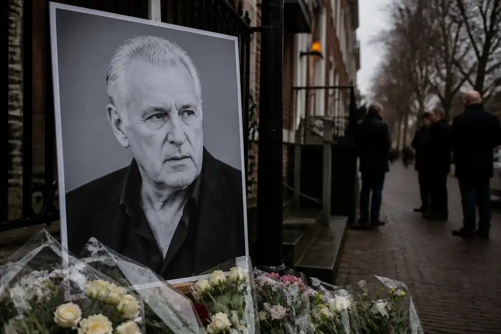 Astrid Holleeder herdenkt aanslag Peter R. de Vries vijf jaar later