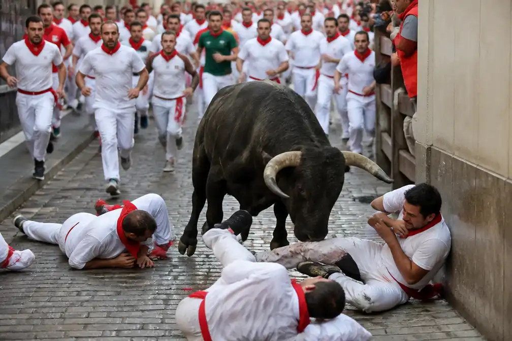 13 zwaargewonden bij derde stierenloop in Pamplona op 9 juli