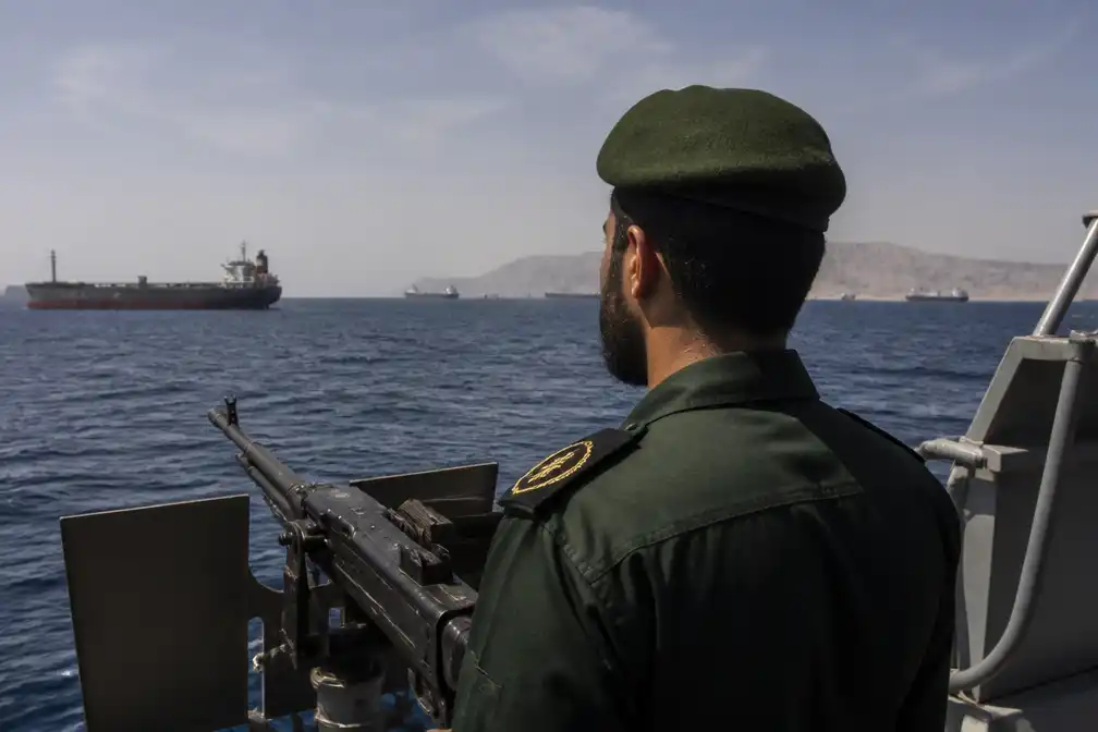Iraanse Revolutionaire Garde wijt geweld aan 'avonturen' VS in Straat van Hormuz