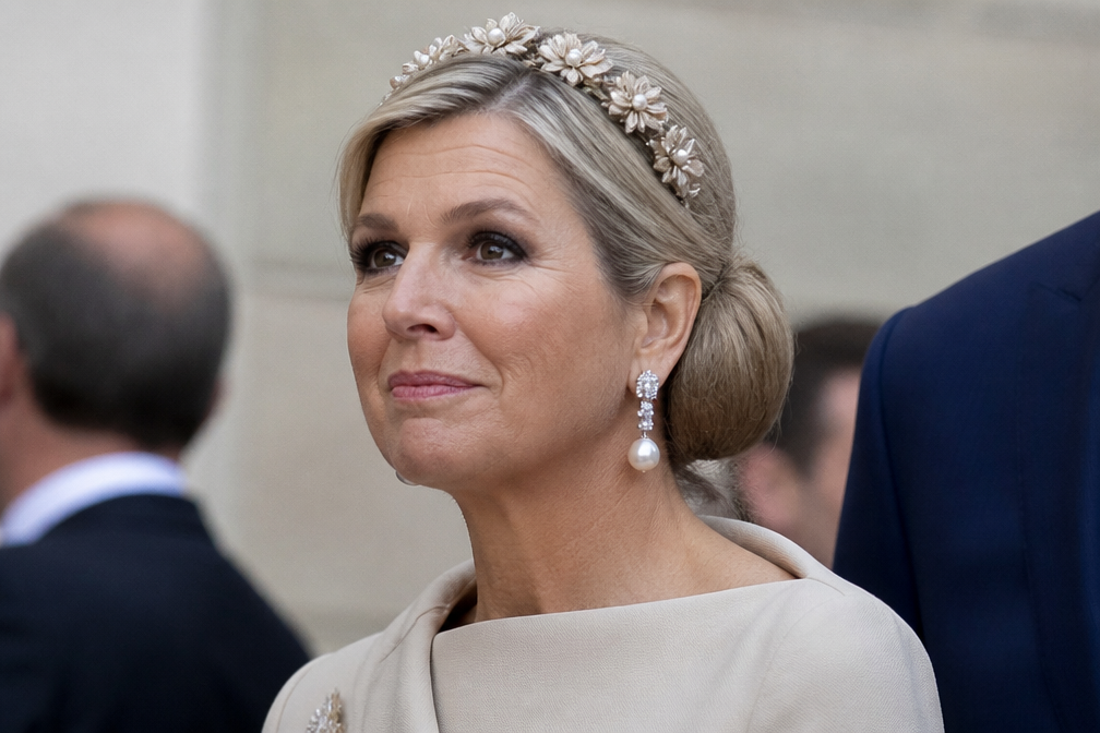 Máxima's combinatie van duur juweel en H&M-oorbellen valt slecht, aldus modejournalist