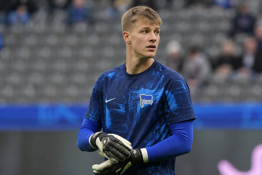 Feyenoord dicht bij komst Duitse doelman Tjark Ernst voor 5 miljoen euro