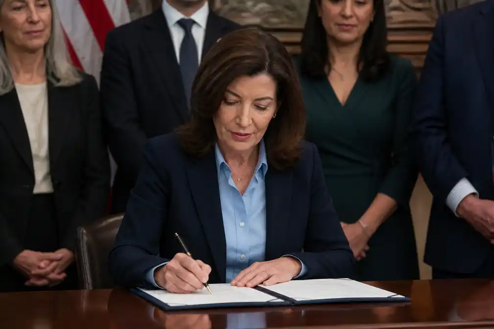 New York voert als eerste staat een jaar lang moratorium in op grote datacenters
