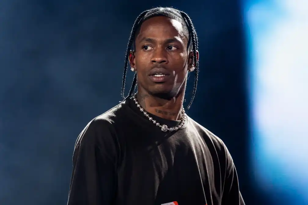 Travis Scott aangeklaagd voor vermeende mishandeling bemanning jacht