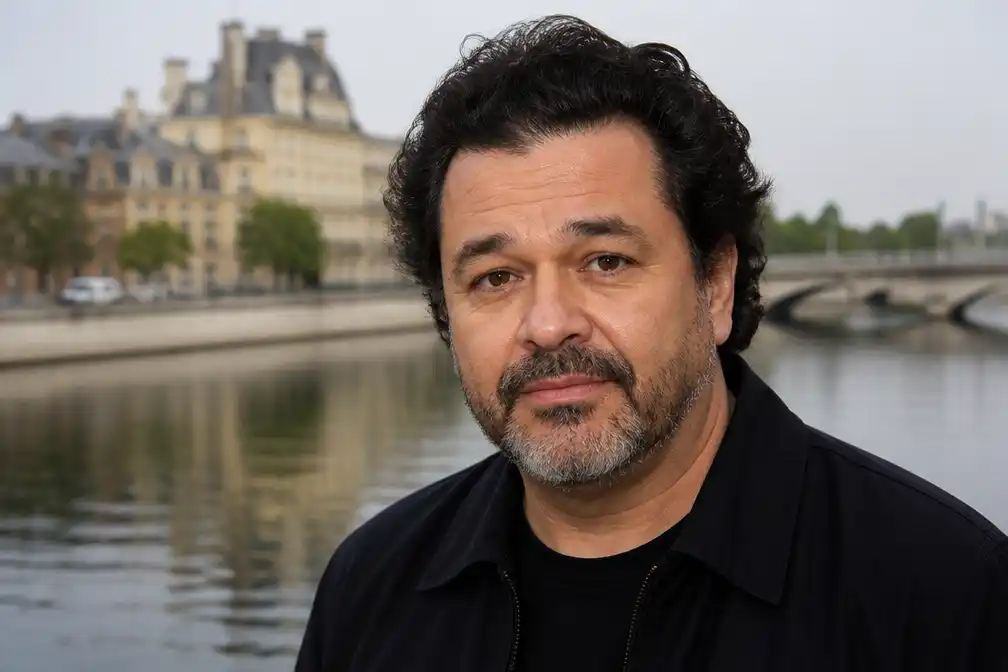 Javier Guzman verbreekt stilte, opnieuw stem van Dr. Nefario in Minions-film