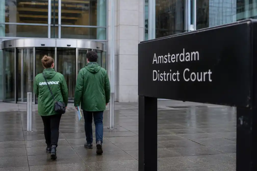 Greenpeace dient verzoekschrift in om JBS tot openbaarmaking te dwingen