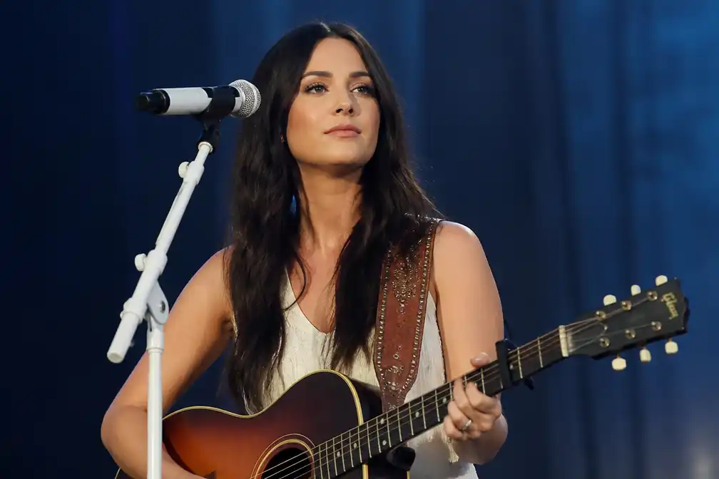 Kacey Musgraves schrapt drie optredens van Middle of Nowhere Tour