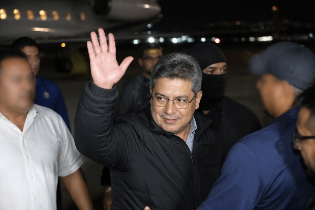 Oud-president Hernández terug in Honduras na gratie Trump
